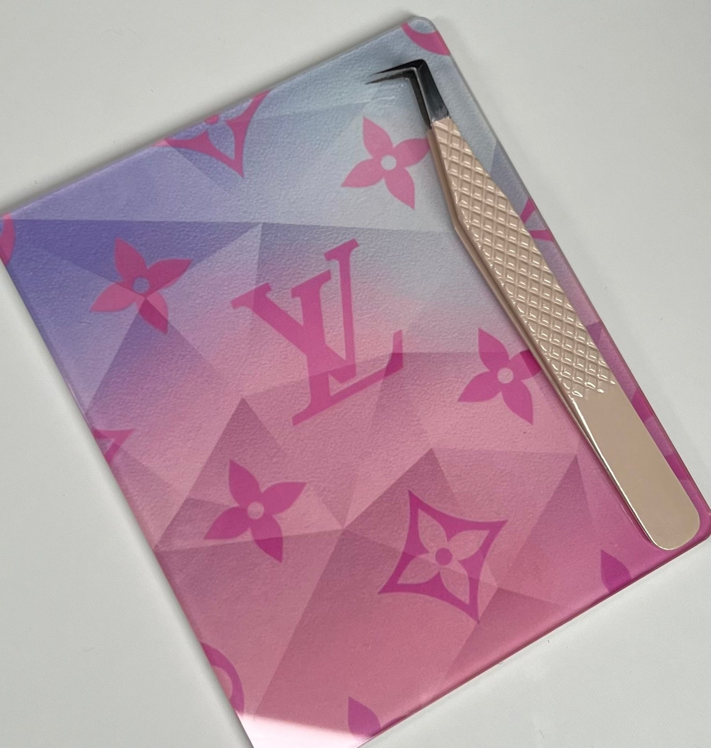 LV Lash Tile